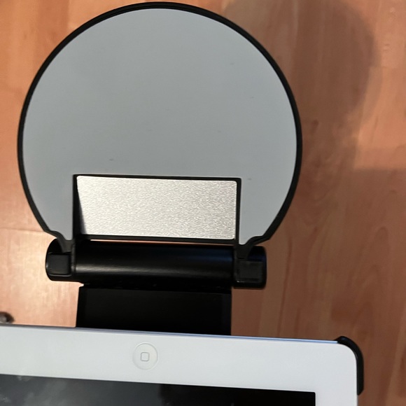 Post-Holiday Sale: FREE Shipping SHARPER IMAGE for iPad & other models. - Picture 9 of 16